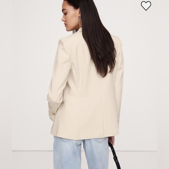 NWT Banana Republic Hyper Transition Crème White Refined Blazer Size 6. - Picture 2 of 10